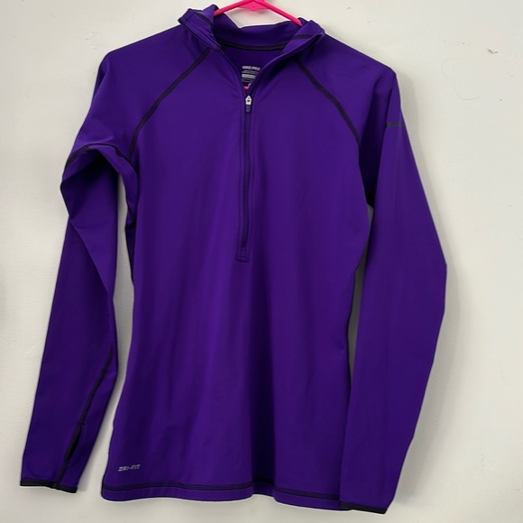 Nike Tops - Nike Pro SZ M Purple